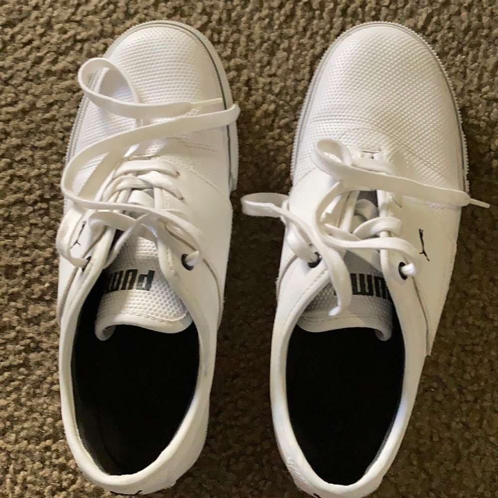 Women’s puma sport shoe